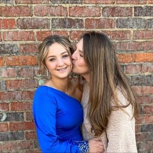 Meet your Posher, Denise